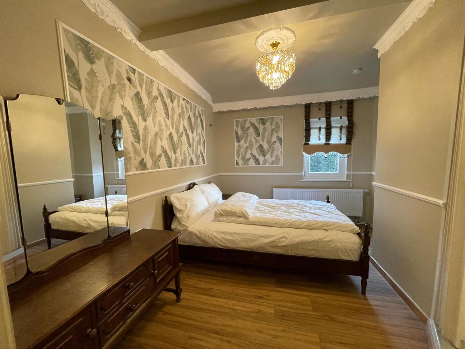 נויהאוס אם רנווג Boutique Hotel Am Bahndamm מראה חיצוני תמונה