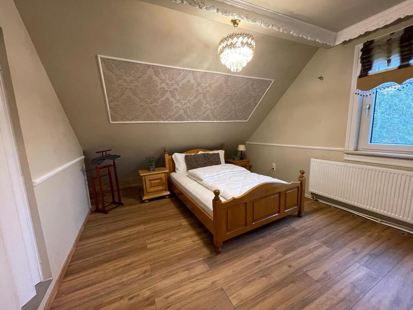 נויהאוס אם רנווג Boutique Hotel Am Bahndamm מראה חיצוני תמונה
