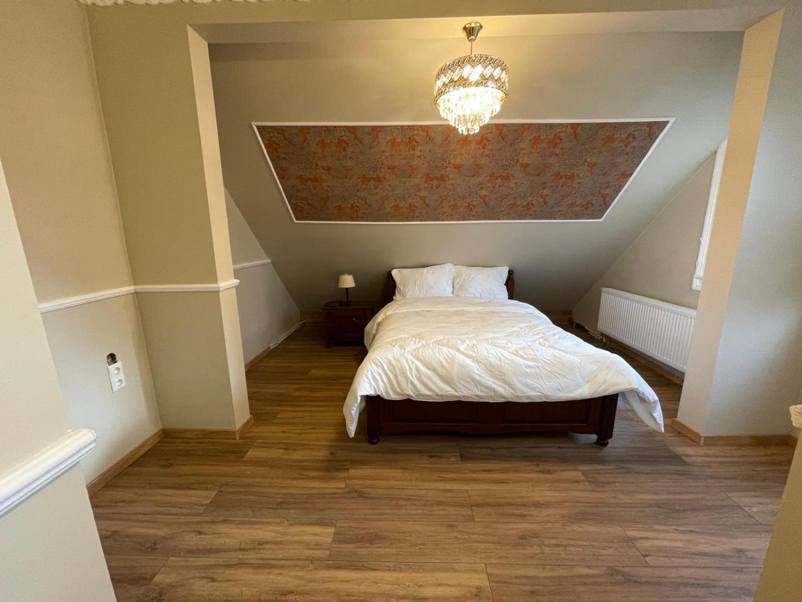 נויהאוס אם רנווג Boutique Hotel Am Bahndamm מראה חיצוני תמונה